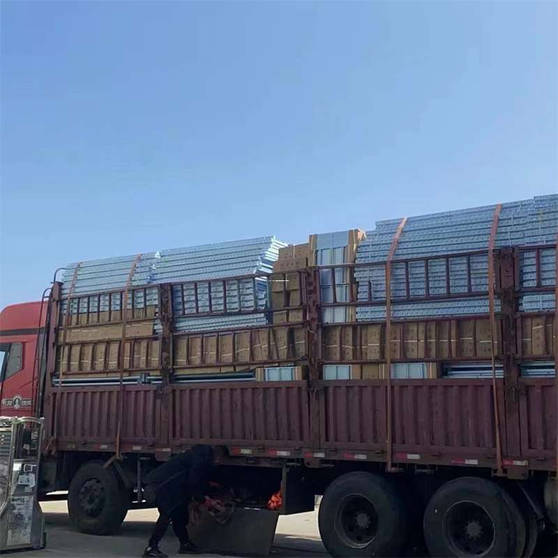 河南新乡凤泉到新疆阿勒泰富蕴县物流公司，一站式服务